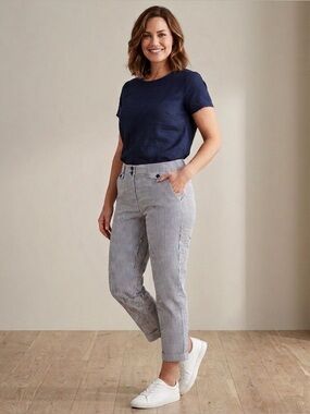 Jones New York Navy and White Striped Pants